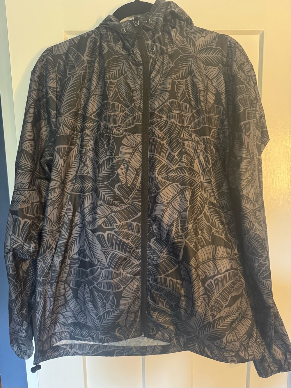 Resolution Performance Tropical Leaf Windbreaker Jacket Black Gray L